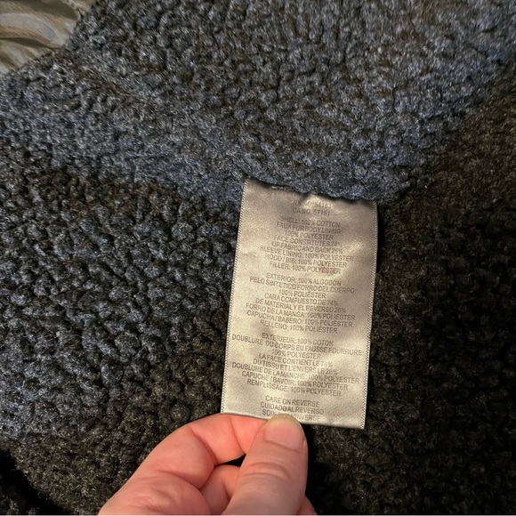 Levis Two Pocket Trucker Utility Jacket Pocket Military Faux Sherpa Lined Warm M - Picture 13 of 16